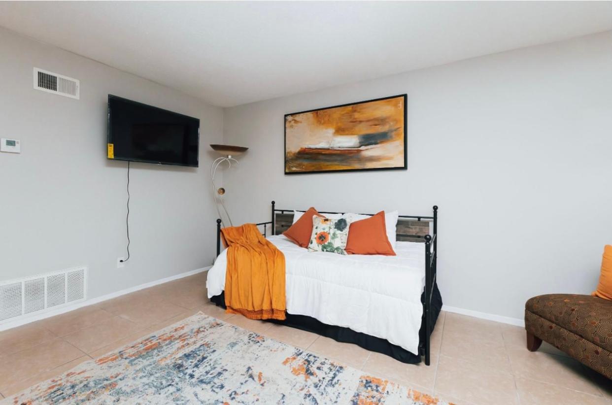 Enticing 1Br Apartment In The Heart Of The Heights Houston Eksteriør billede